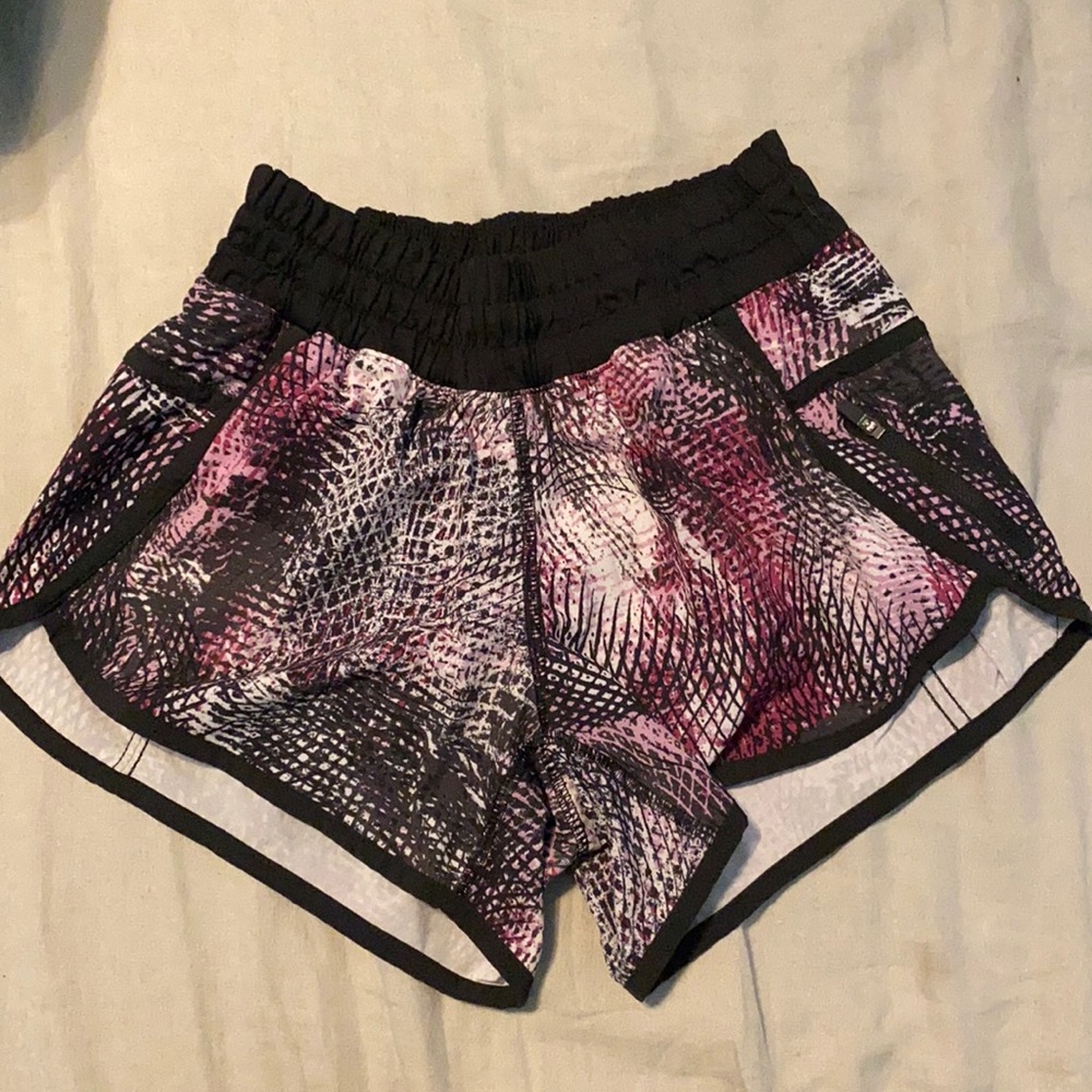 Lulu tracker short